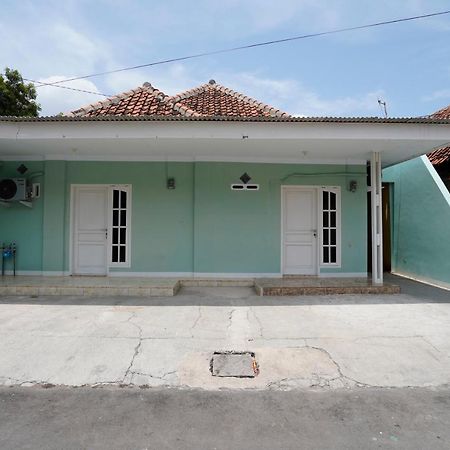 Oyo 91389 Anggrek Residence Syariah Soreang Kültér fotó