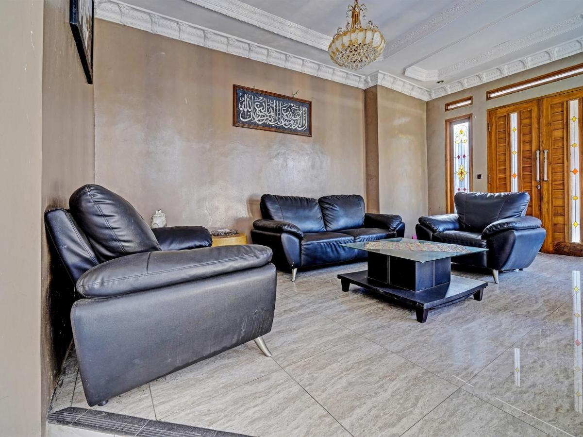 Oyo 91389 Anggrek Residence Syariah Soreang Kültér fotó