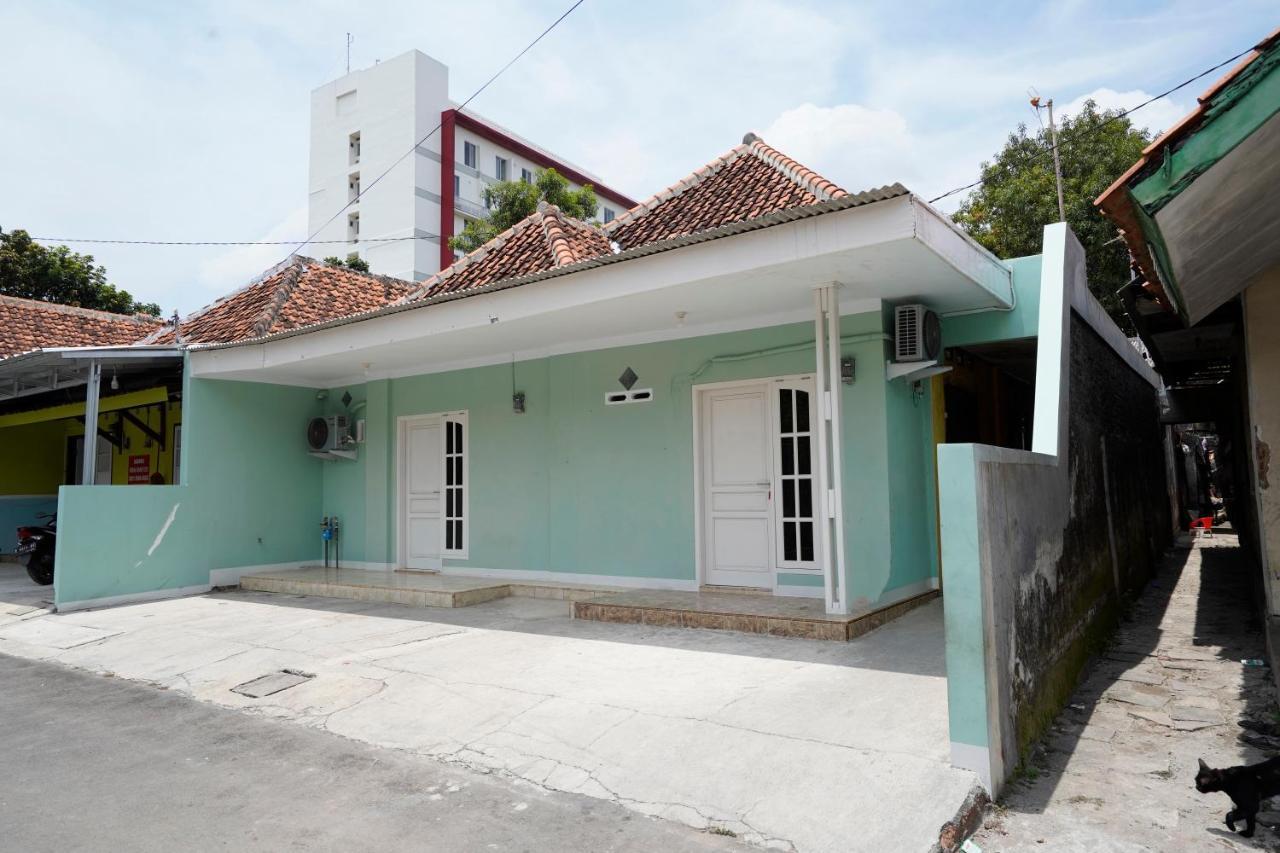 Oyo 91389 Anggrek Residence Syariah Soreang Kültér fotó
